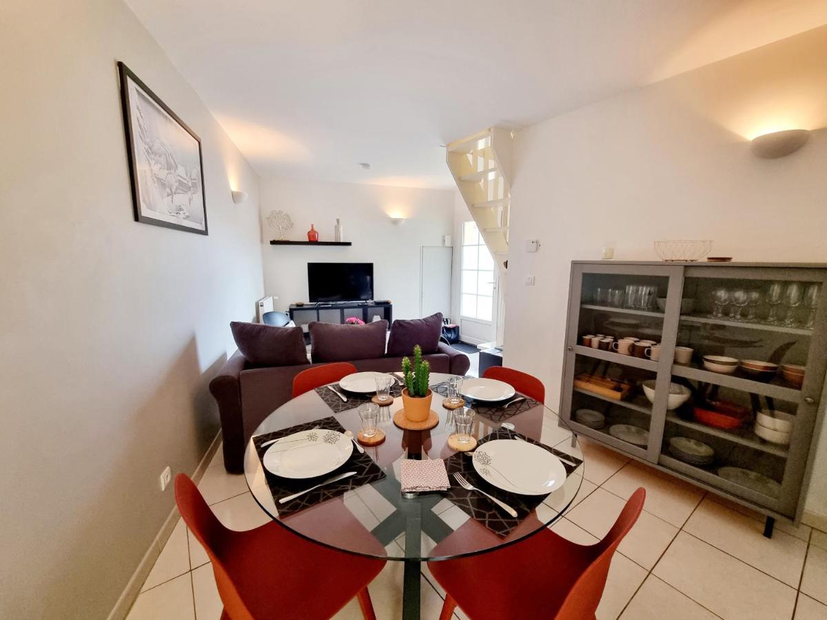 Coquette Maison De Ville Calme Avec Patio Angoulême Eksteriør bilde