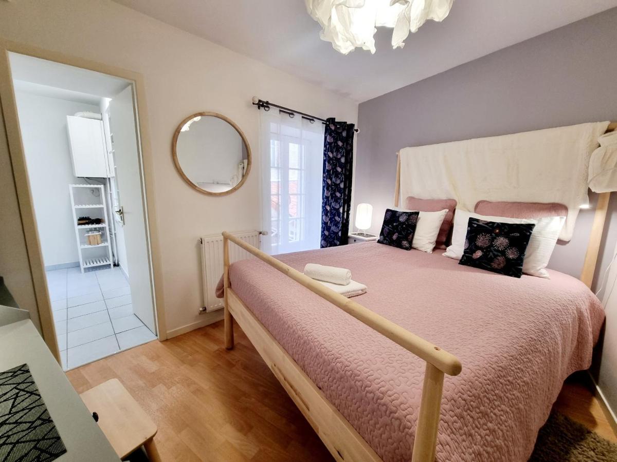 Coquette Maison De Ville Calme Avec Patio Angoulême Eksteriør bilde